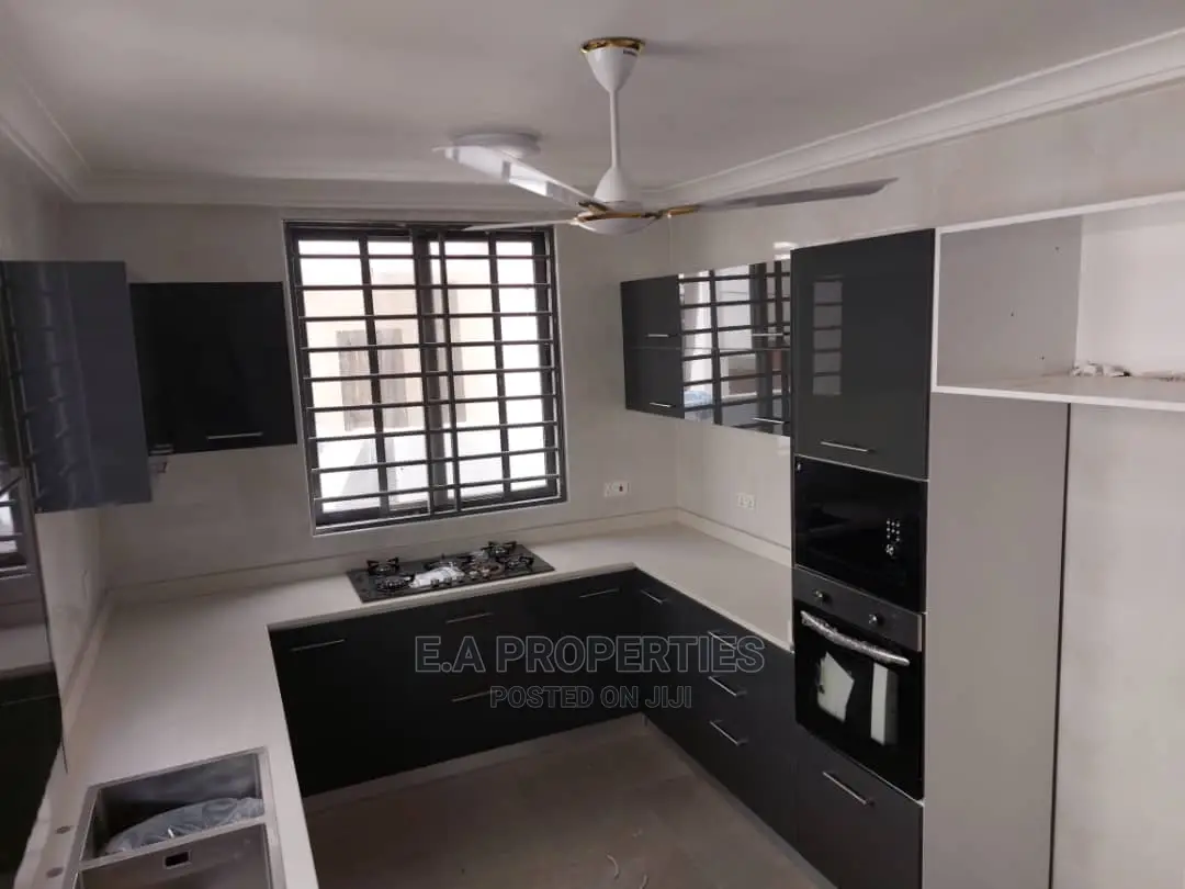 4bdrm House in E a Properties, Kas Valley Area for Sale