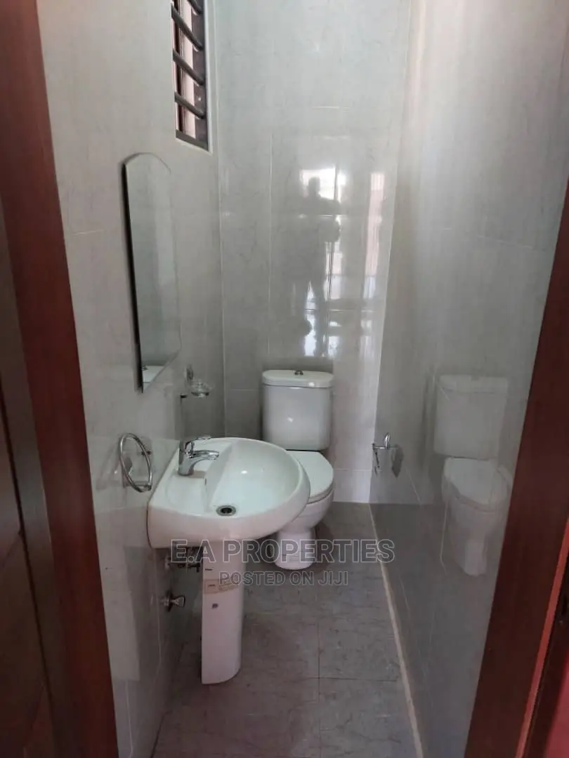 4bdrm House in E a Properties, Kas Valley Area for Sale