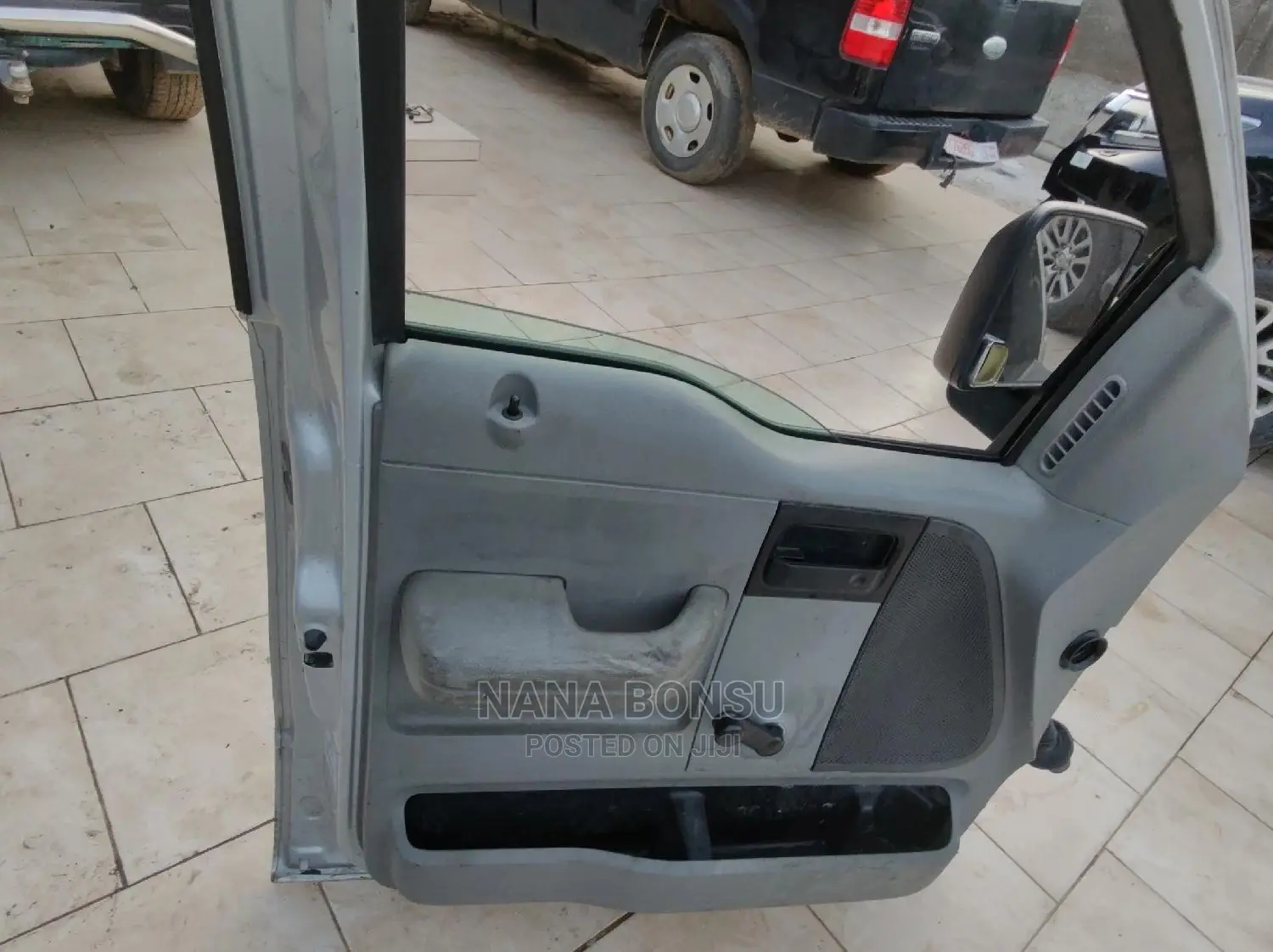 2007 Ford F-150 Front Doors