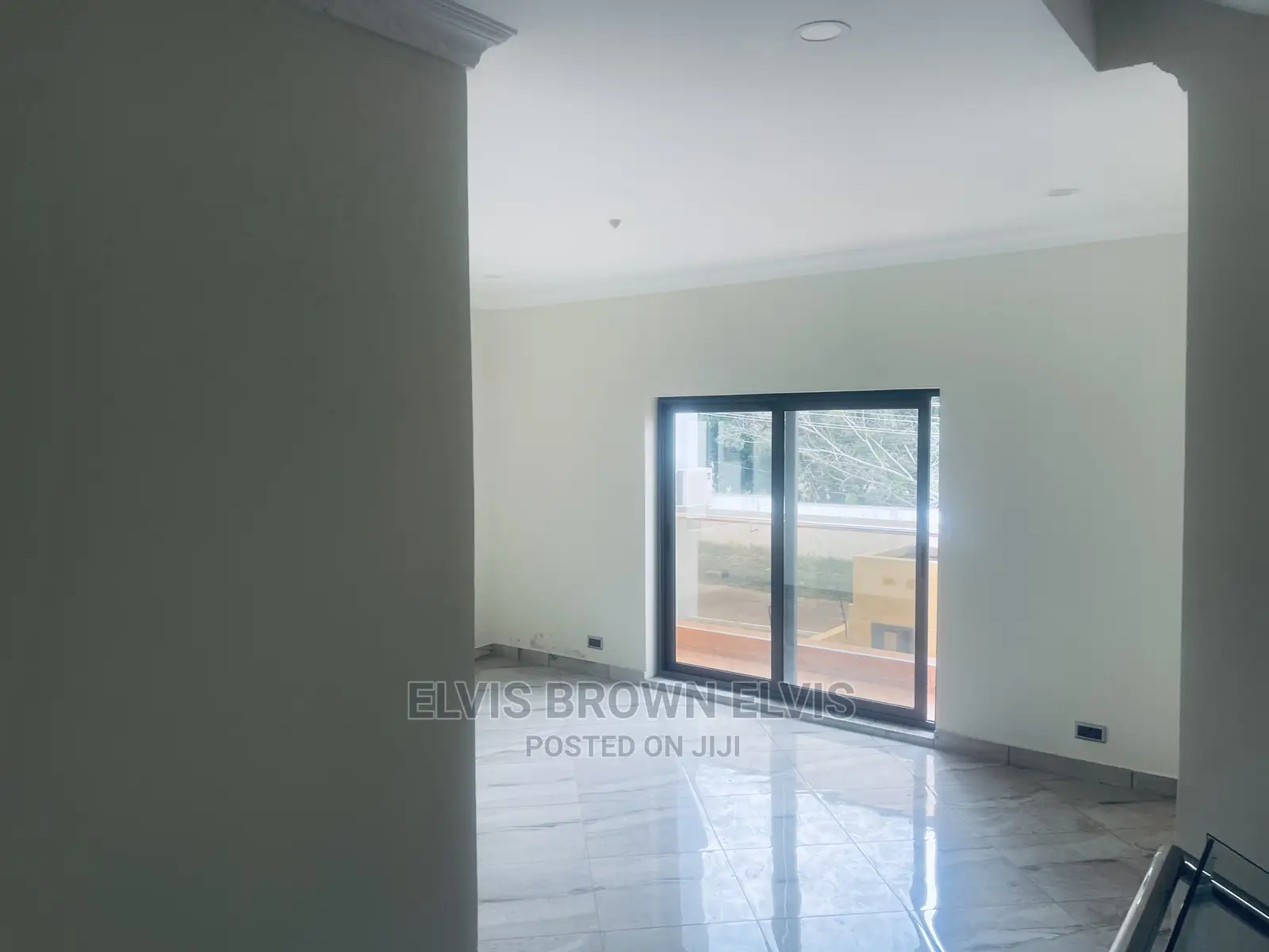 4bdrm Mansion in Living Large, East Legon for Rent