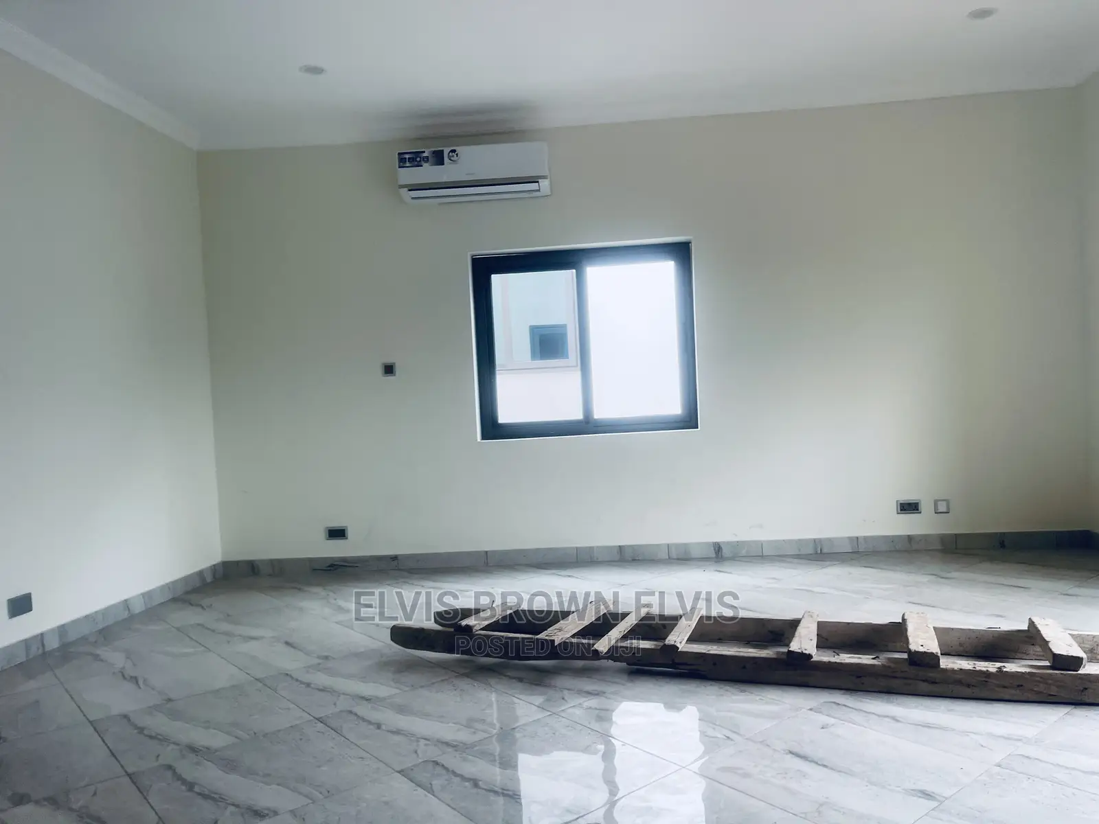 4bdrm Mansion in Living Large, East Legon for Rent