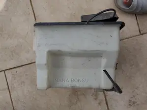 Ford F-150 Wiper Water Tank