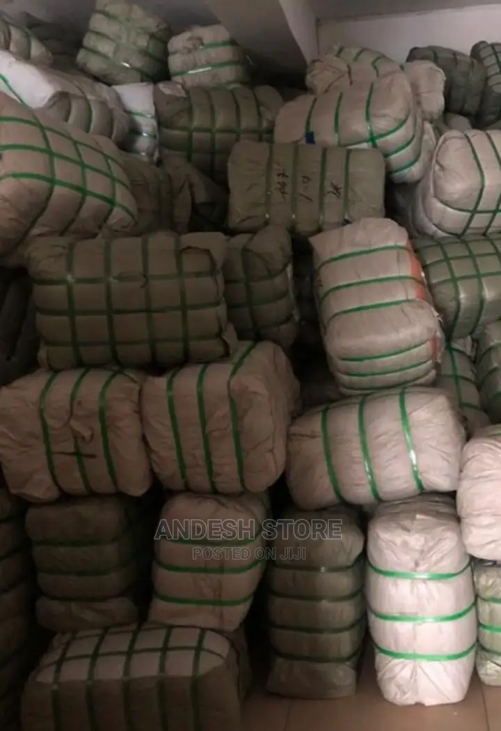 Disposabl Gowns Wholesale , More and Retail