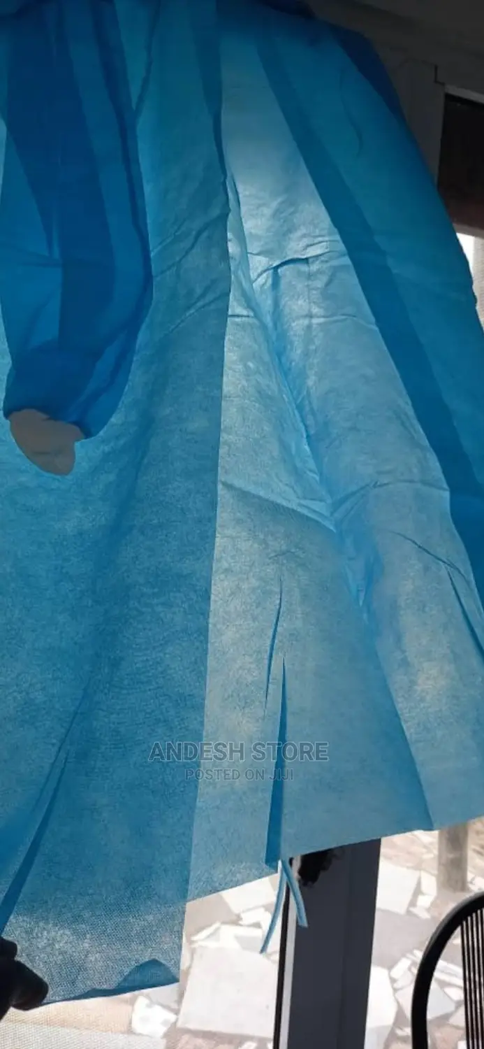 Disposabl Gowns Wholesale , More and Retail