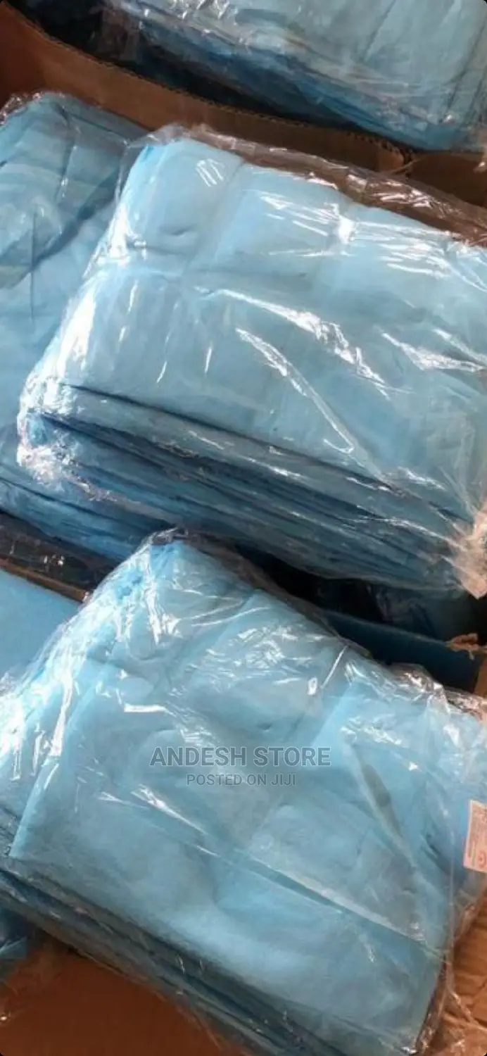 Disposabl Gowns Wholesale , More and Retail