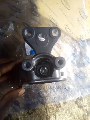 Honda Civic 2010 Gearbox Seat Mount