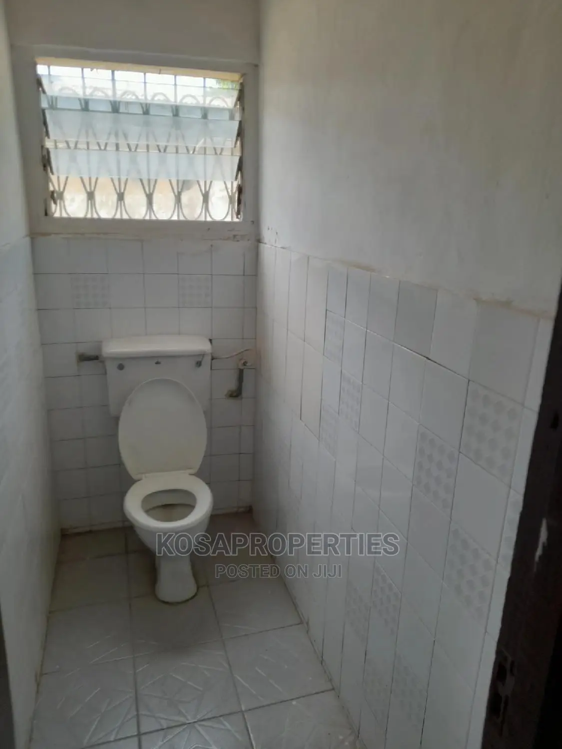 4bdrm House in Mataheko, Kaneshie for sale