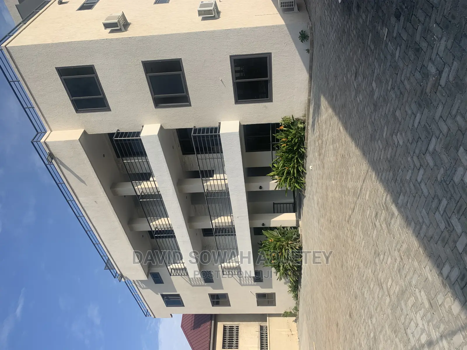 1bdrm Apartment in East Airport for Rent