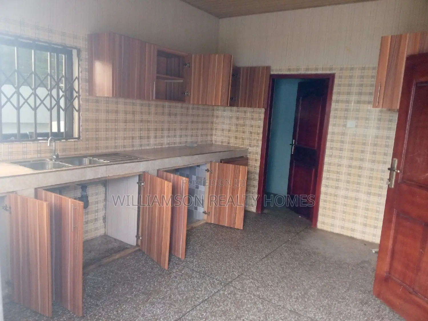 4bdrm House in Community 20 Estate, Spintex for rent