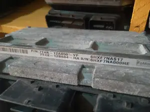 Ford Edge 2007 Control Board Module / Engine Control Unit