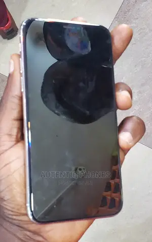 Apple iPhone X 64 GB White