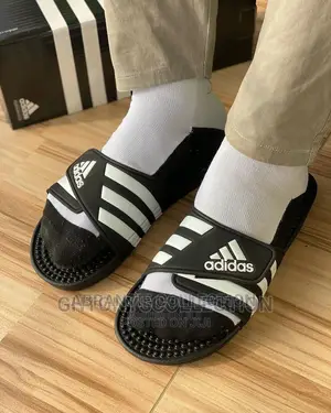 Adidas Massenger Slides