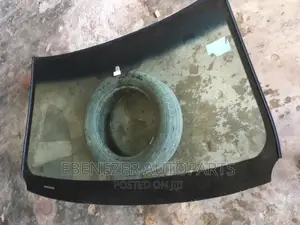 Toyota Rav 4 2016 Windscreen
