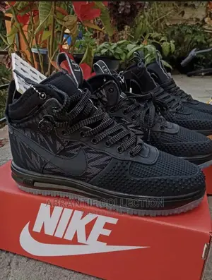 Nike Lunar Force