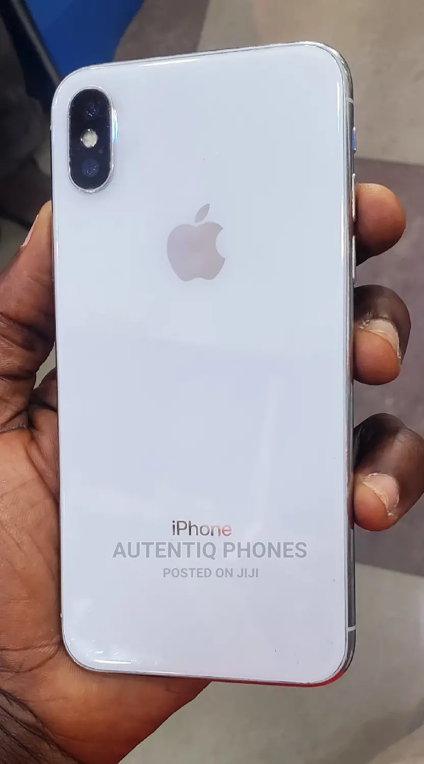 Apple iPhone X 64 GB White