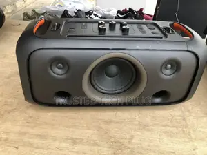 Brand New JBL Party Box on the Go Essential Bluetooth Speaker Instock