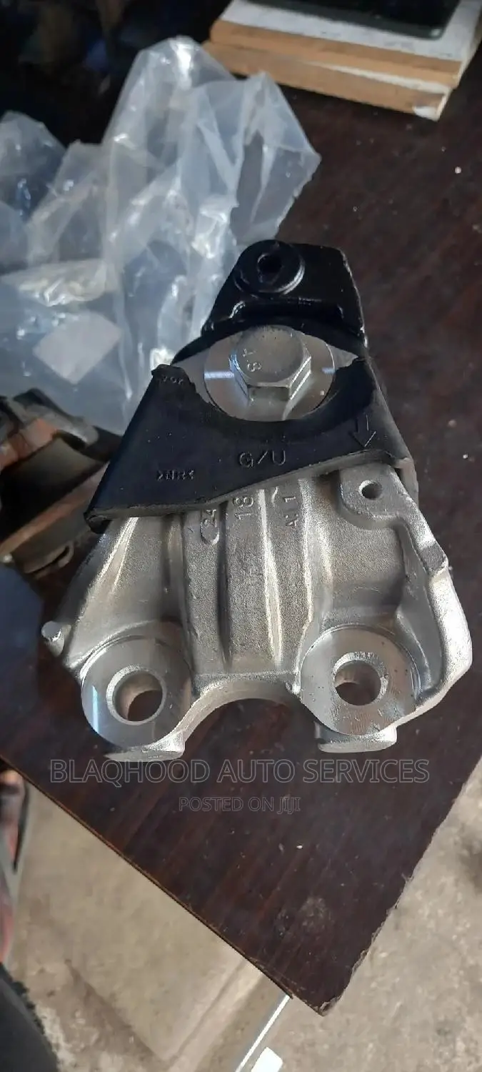Civic 2012-2015 Front ENGINE MOUNT in Stock