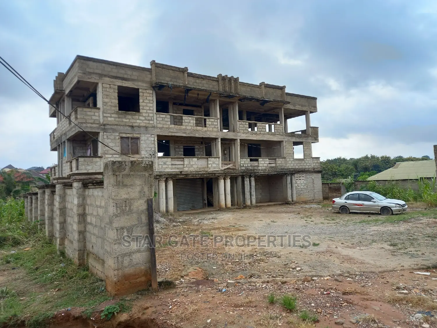 6 Blocks of Flats for Sale at Kotwi (Santasi)