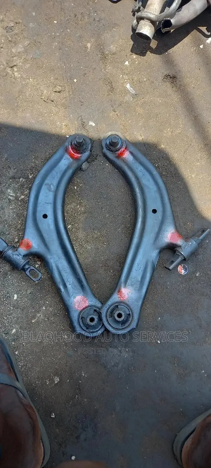 Nissan Sentra 2007-2012 LOWER ARM Pair Available