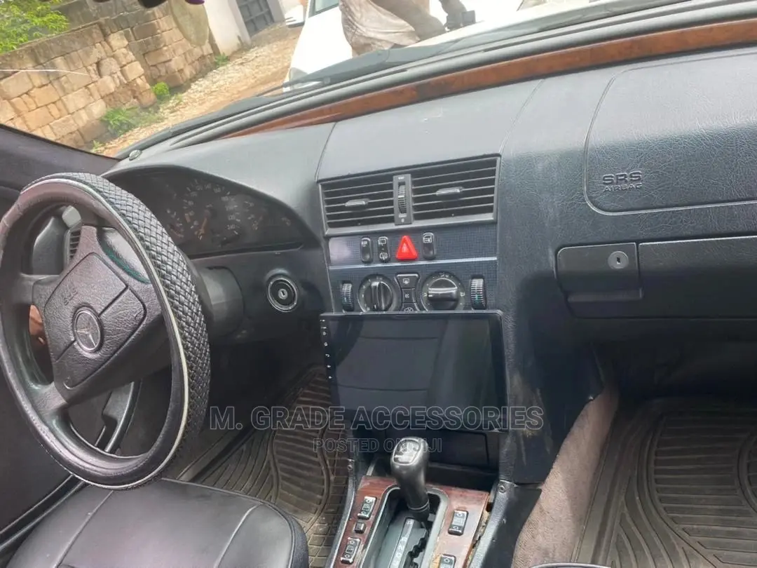 Frames / Console for Android Car Players