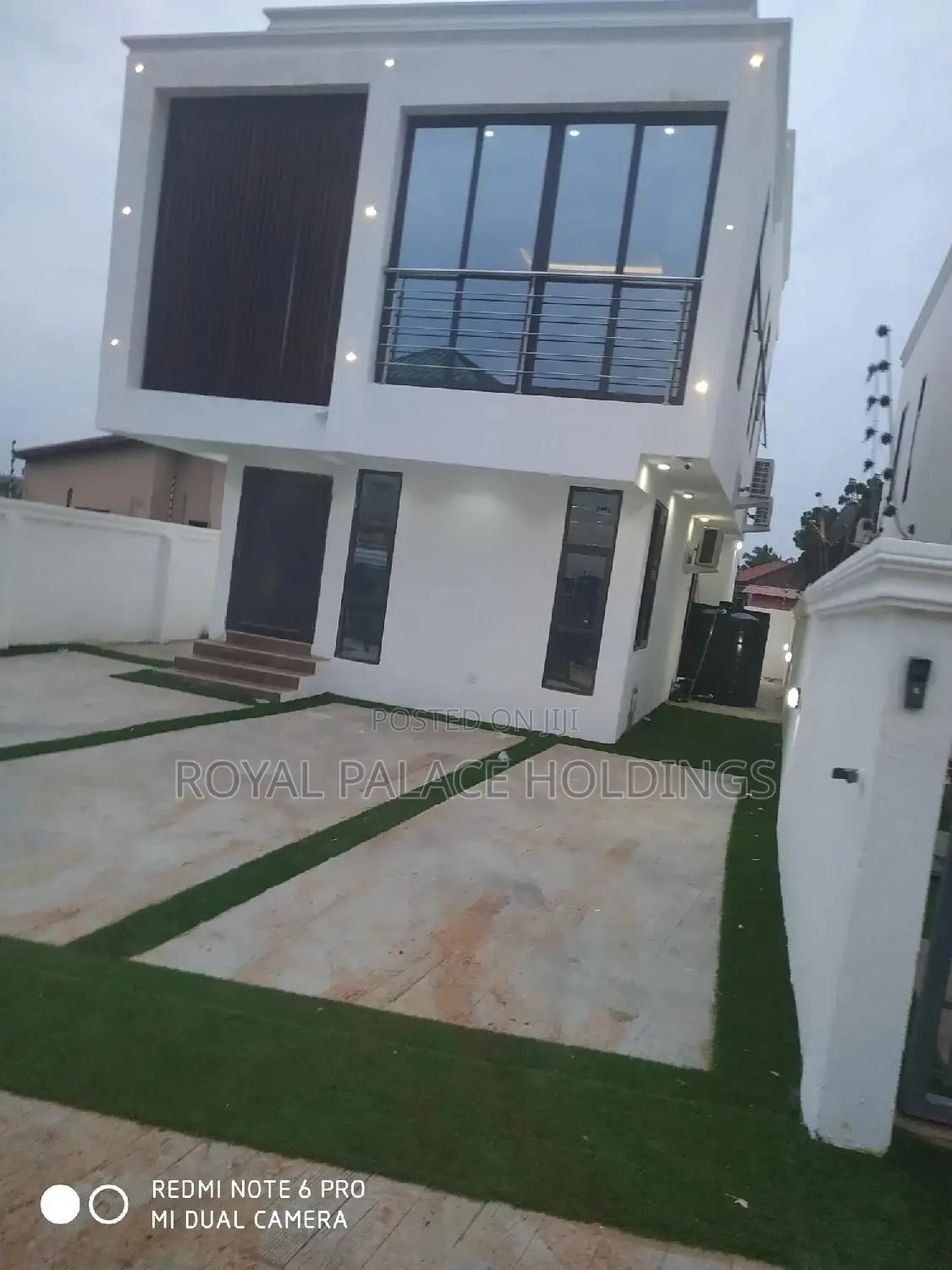 4bdrm Duplex in East Legon, Adjiriganor for Sale