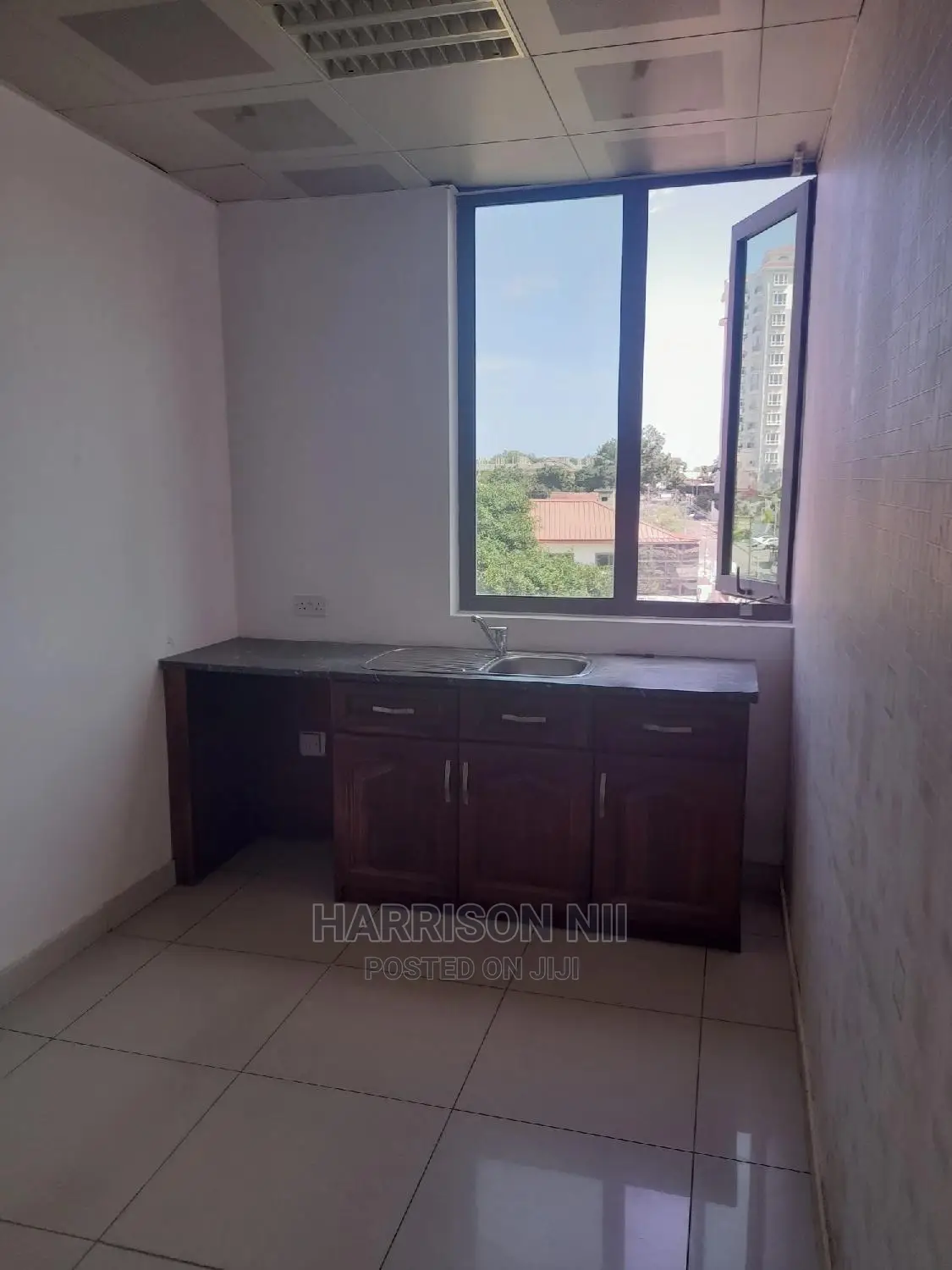 An Office Spac for Rent at Osu