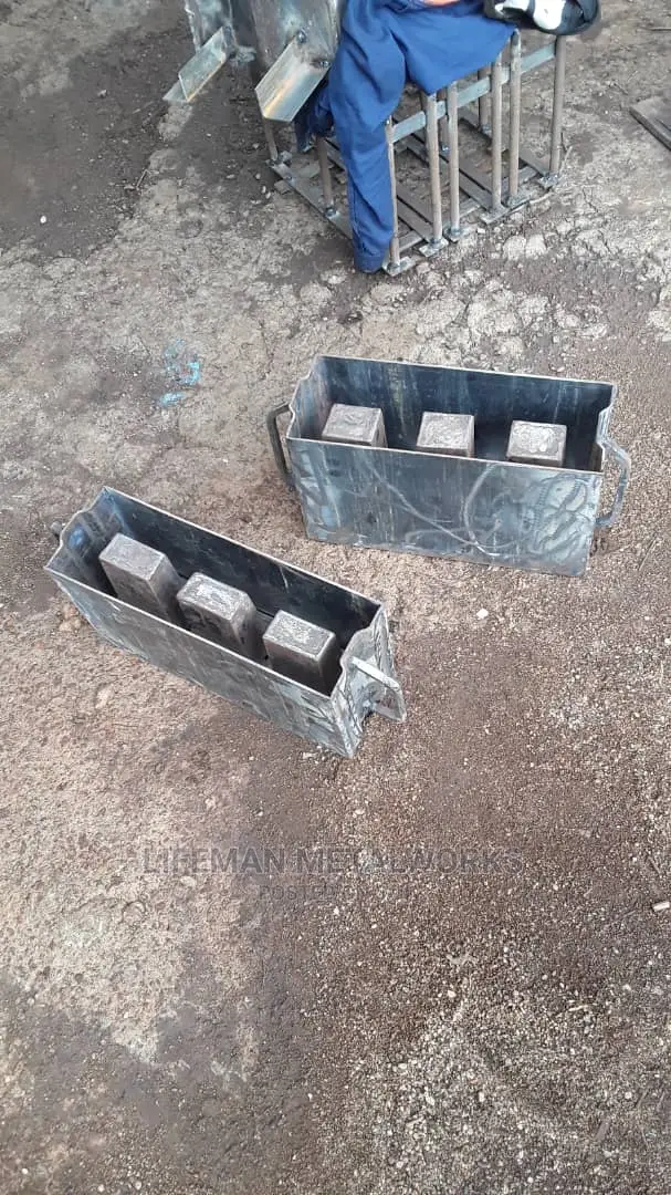 Manual Hand Mould With Hollow Pin LM