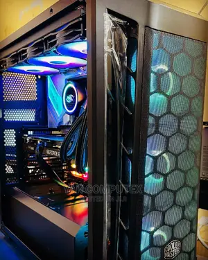 New Desktop Computer MSI model 16GB Intel Core i7 SSD 500GB