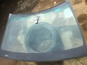 Mercedes Benz C300 2017 Windscreen