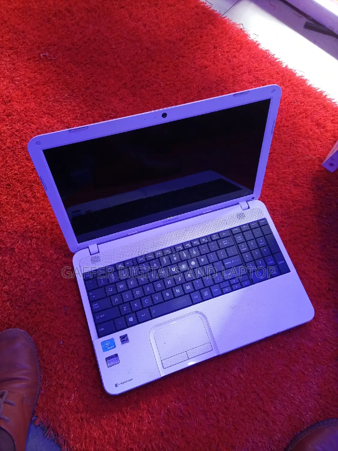 New Laptop Toshiba Satellite C665 4GB Intel Core 2 Quad HDD 128GB