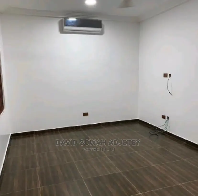 2bdrm Apartment in Tseaddo, Airport Residential Area for Rent