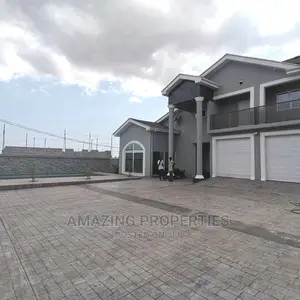 4bdrm House in East Legon for Sale