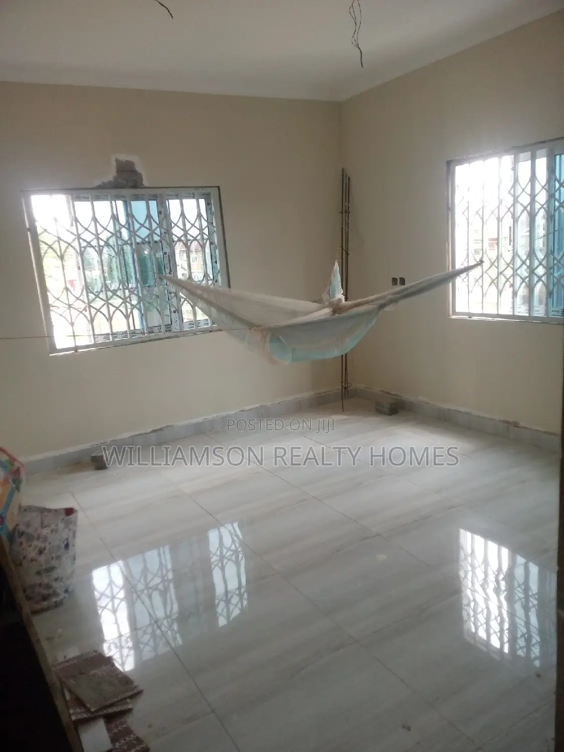 3bdrm Mansion in Coastal Estate Area, Spintex for sale