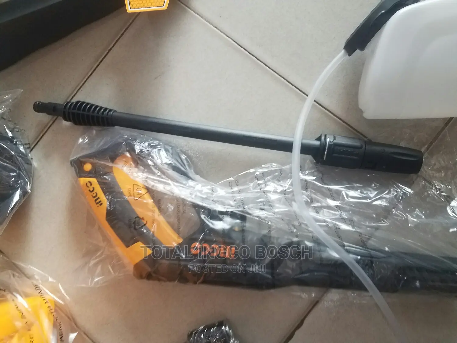 Car Washing Machine( Gun Hose) 2000watt High Pressure Amd Efficiency