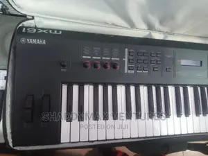 Yamaha Moxf 6 Keyboard