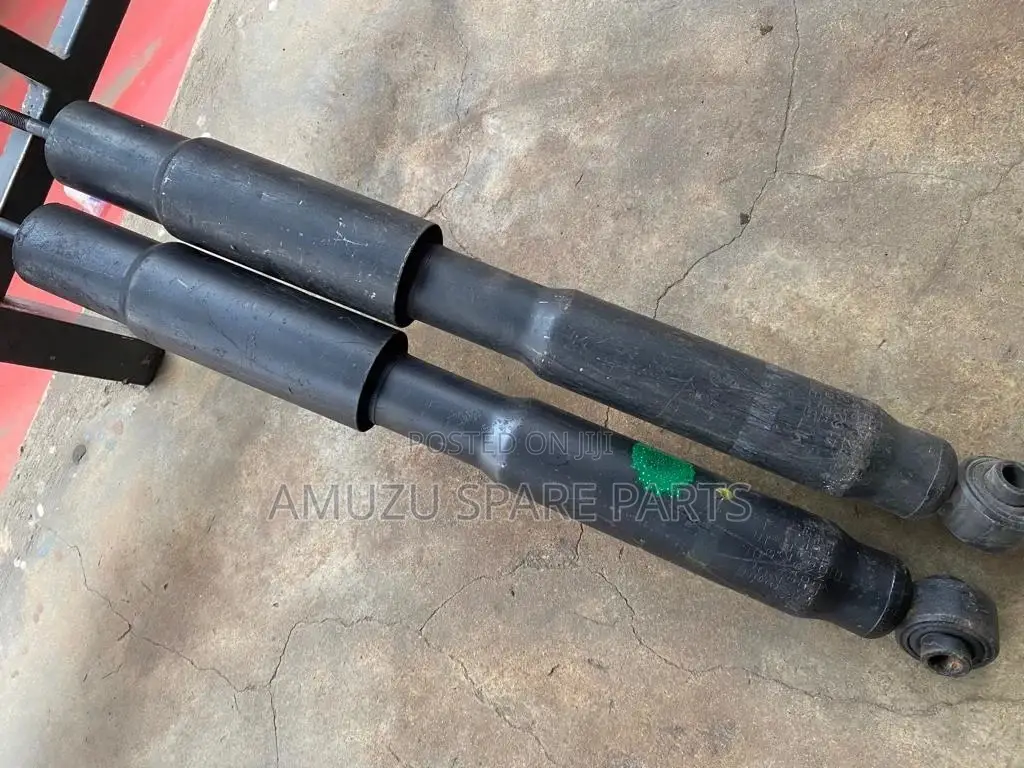 Mistubishi Pajero Back Shocks