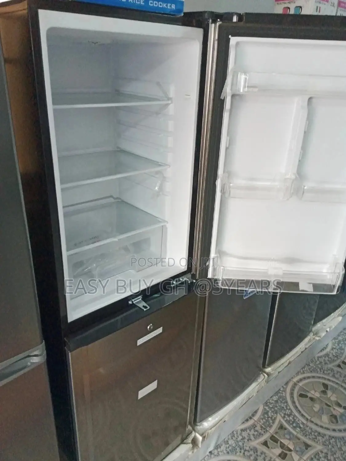 Westpoint Fridge 2door Fridge Top Fridge + Freezer 115frid