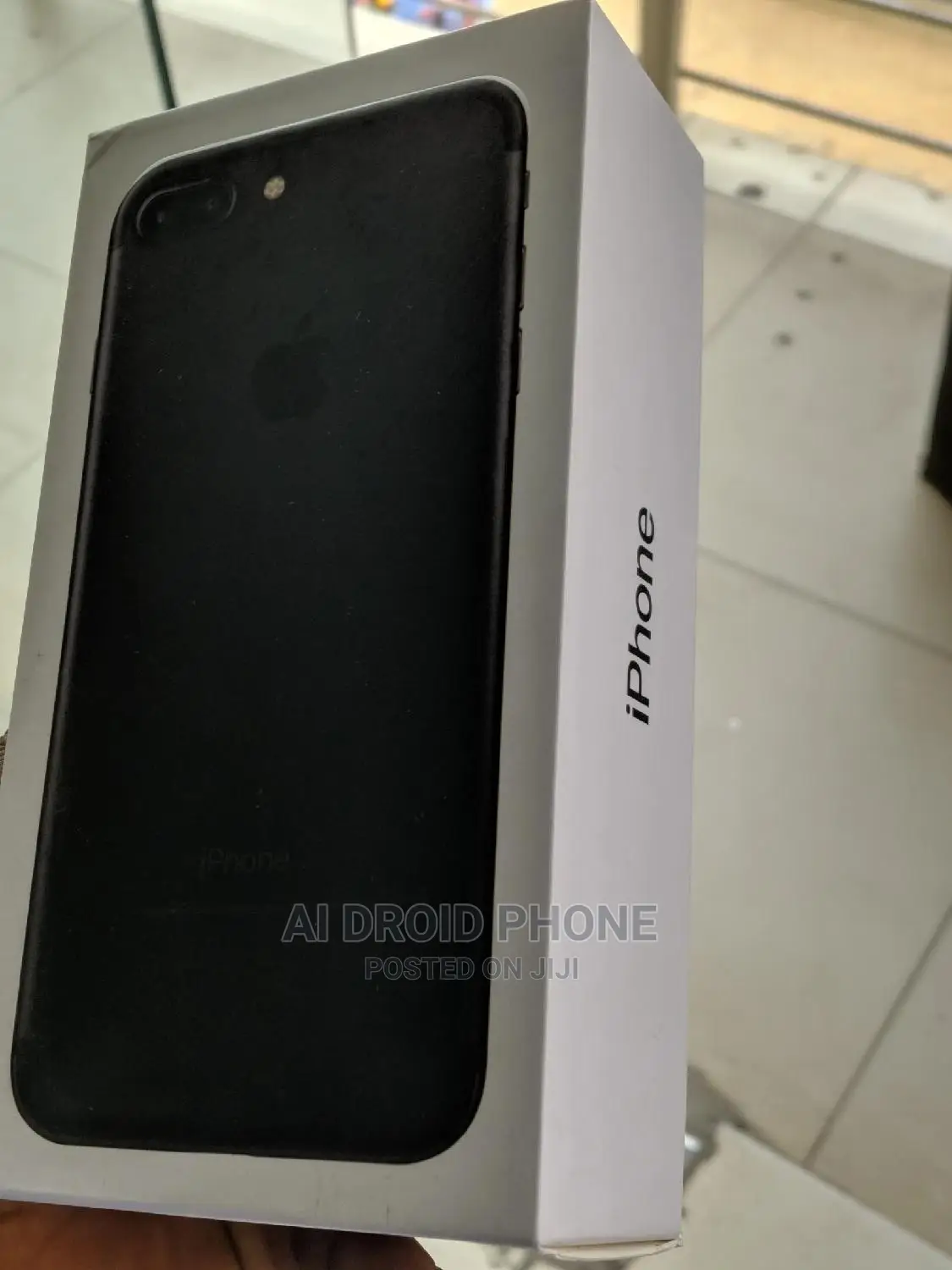 New Apple iPhone 7 Plus 128 GB Black