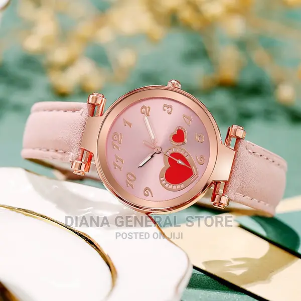 New Women's Fashion Brand Watch Love Watch Peach Heart