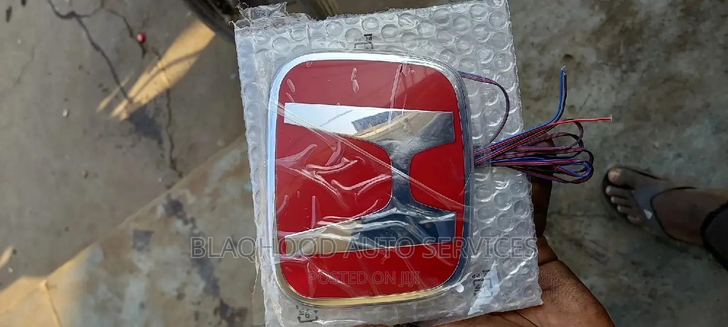 Honda Accord/Cr-V 2018-2021 LED CROWN/EMBLEM in Stock
