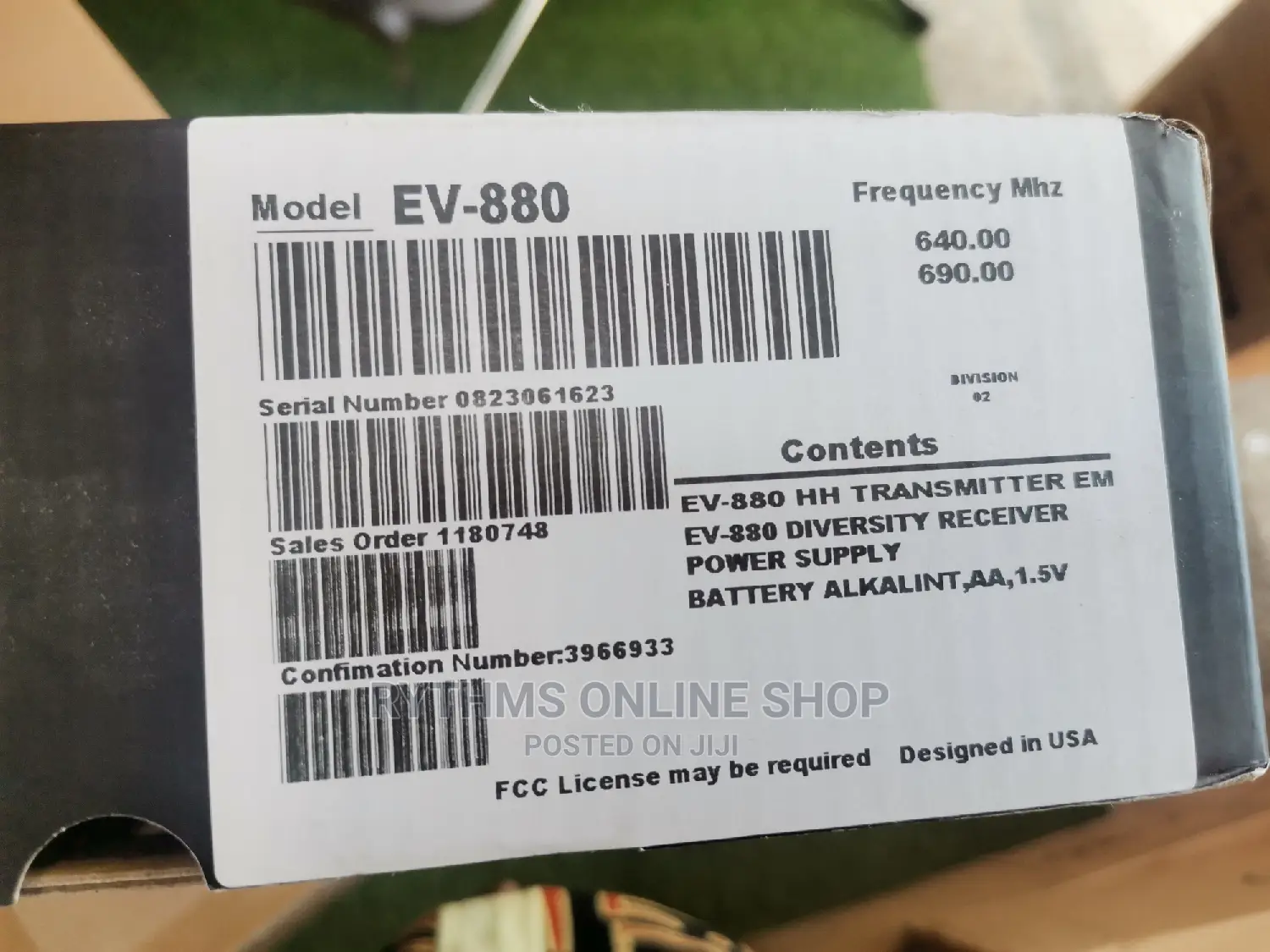 Wireless Microphone (EV-880)