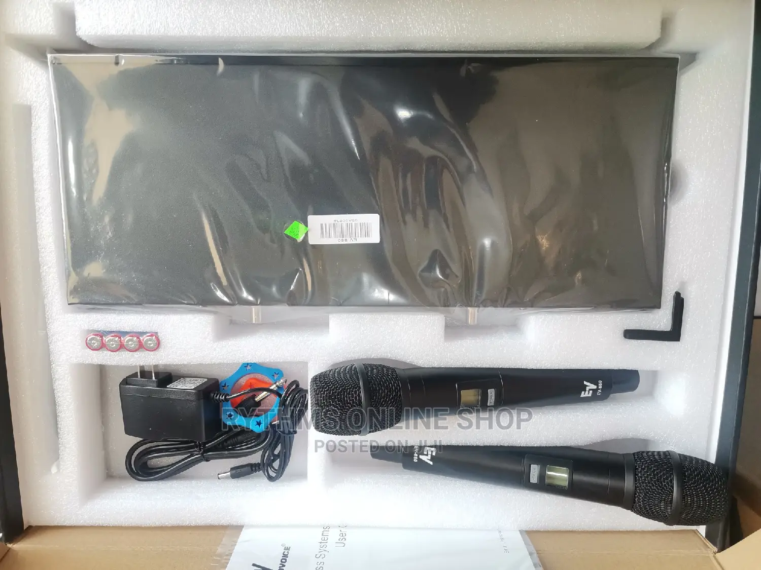 Wireless Microphone (EV-880)