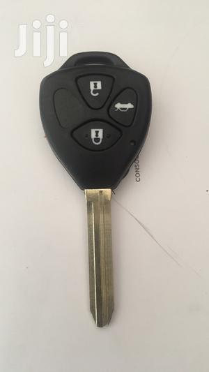 Toyota 3-button Key
