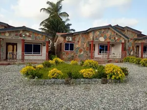 2bdrm Apartment in The Dorns Properties, New Town for rent
