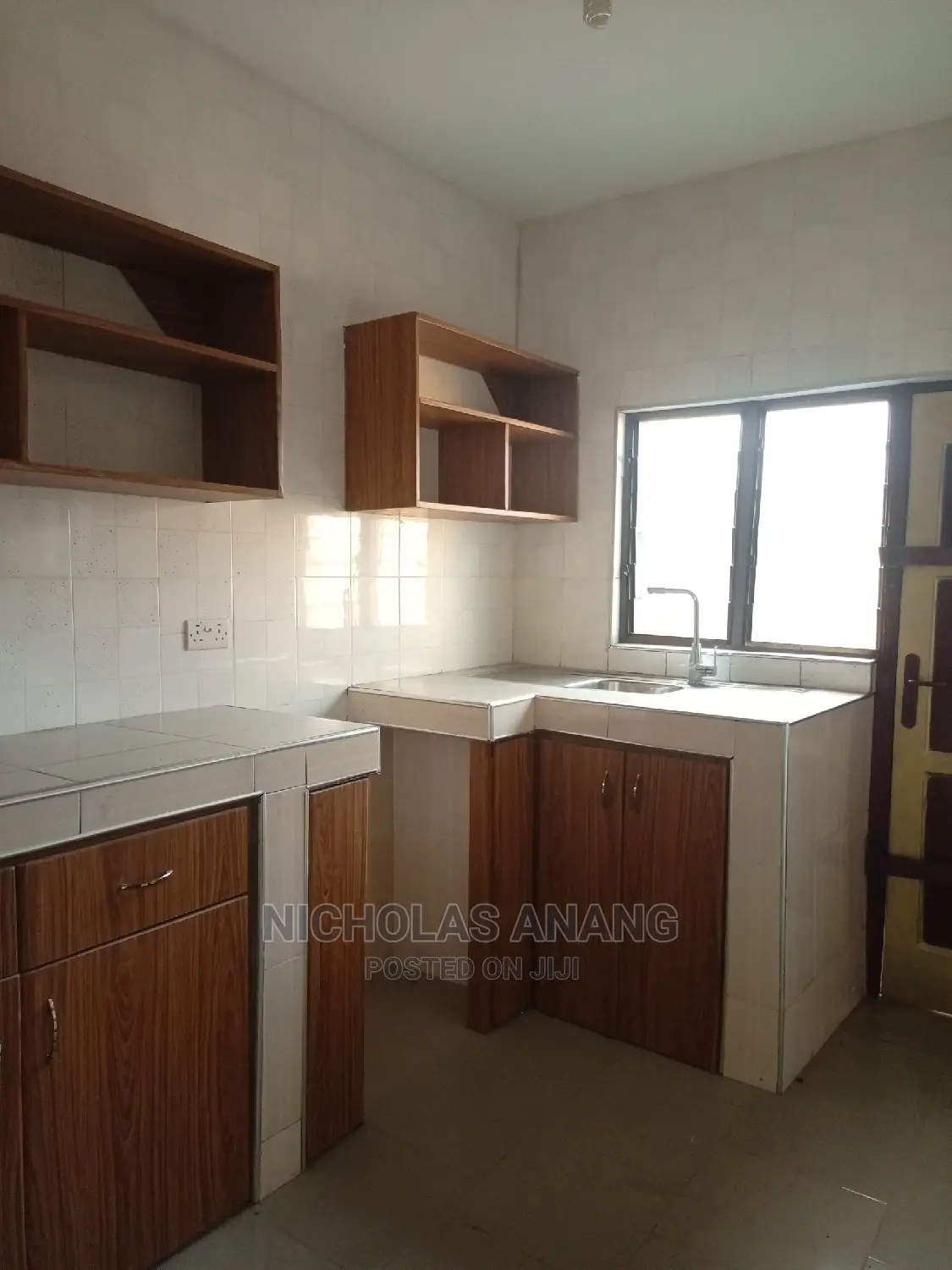 2bdrm Apartment in The Dorns Properties, New Town for rent