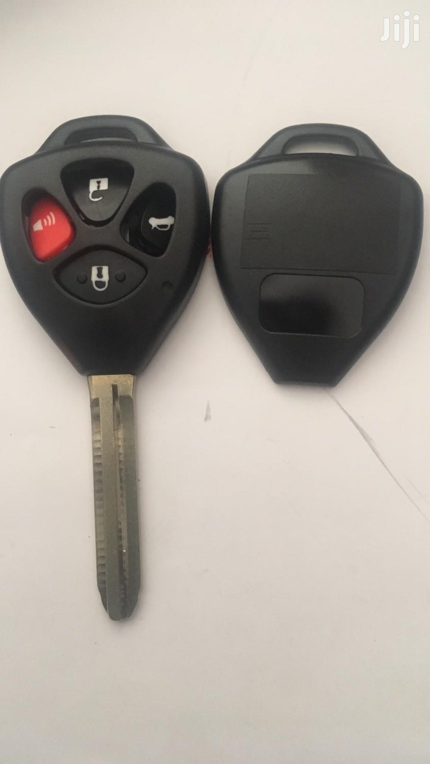 Toyota Corolla 4 Button Key Shell Housing