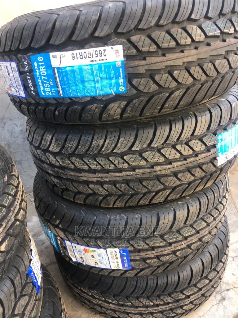 Toyota Pick Up Car Tires
