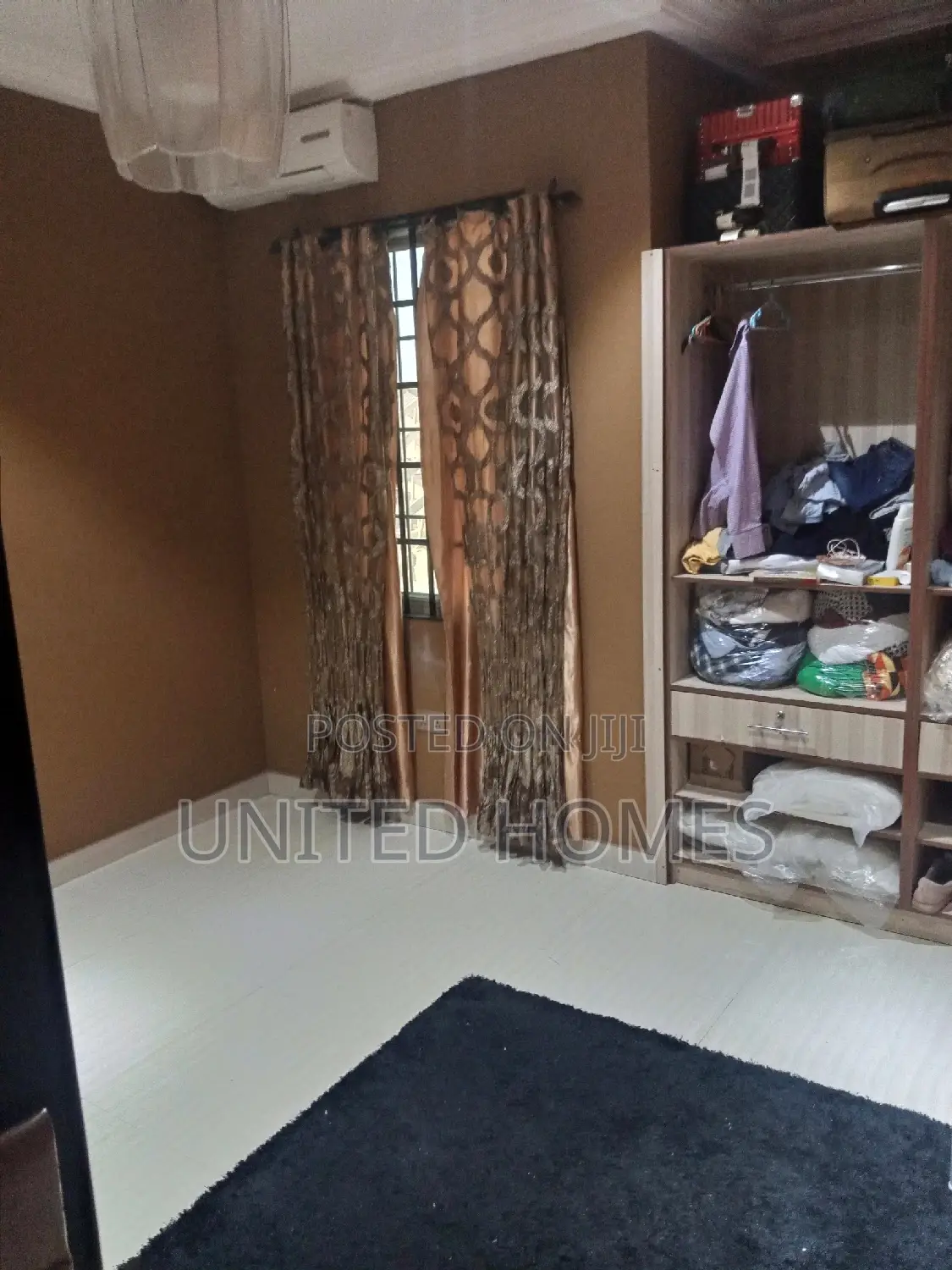 Furnished 6bdrm House in Adjiriganor for Sale
