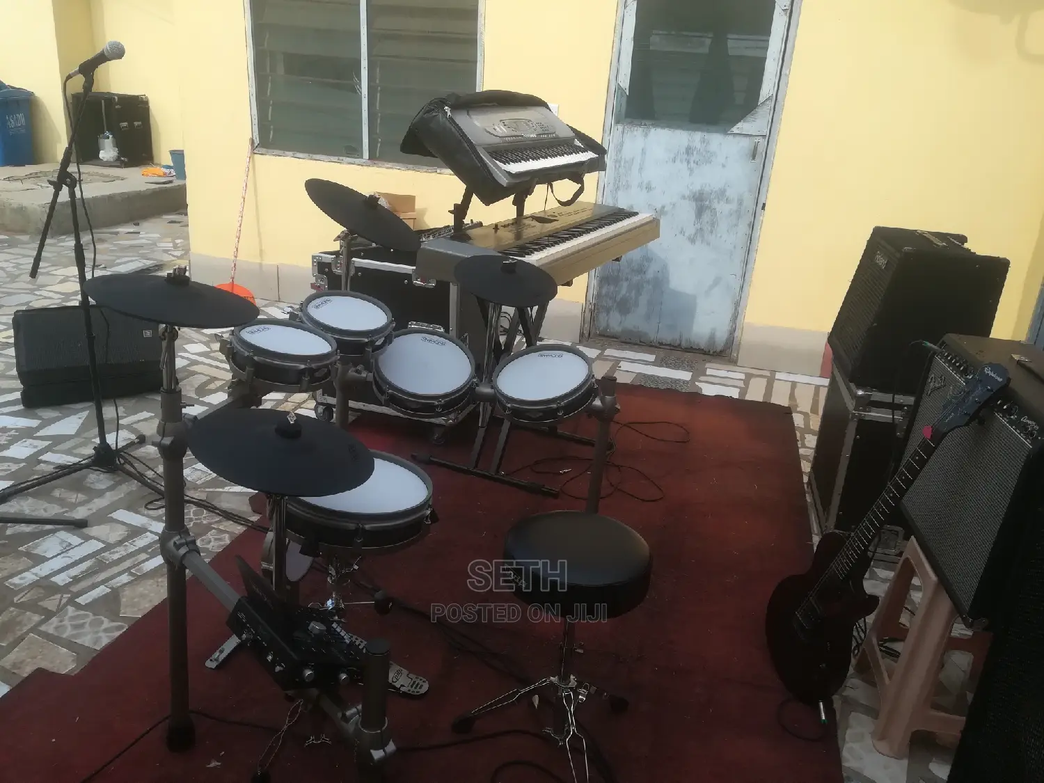 Musical Instruments Rentals and Live Band