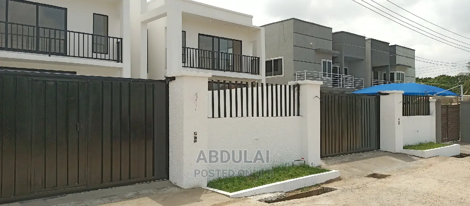 3bdrm House in Haaatso Rabbit, Pillar 2 for Sale